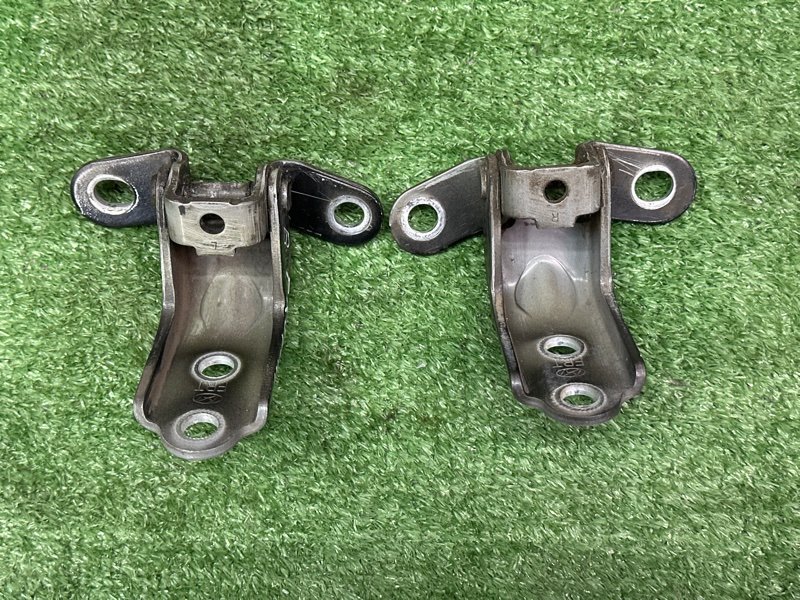 Петли двери Kia Sportage 3 2015 SL