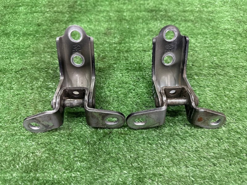 Петли двери Kia Sportage 3 2015 SL