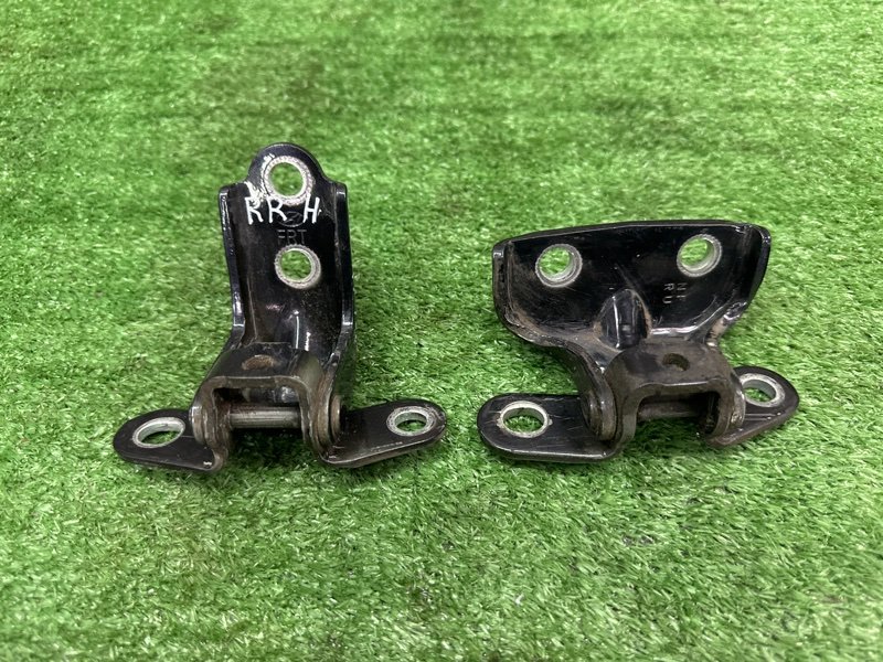 Петли двери Kia Sportage 3 2015 SL