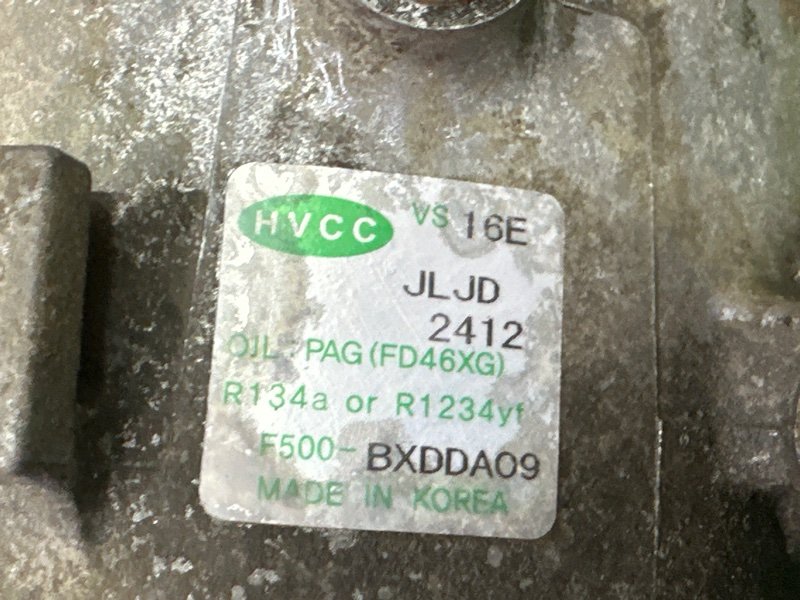 Компрессор кондиционера Kia Sportage 3 2015 SL