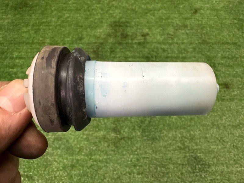 Датчик уровня бачка омывателя Kia Sportage 3 2015 SL