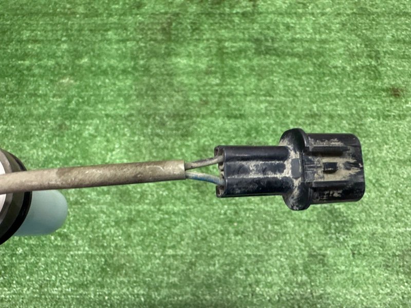 Датчик уровня бачка омывателя Kia Sportage 3 2015 SL