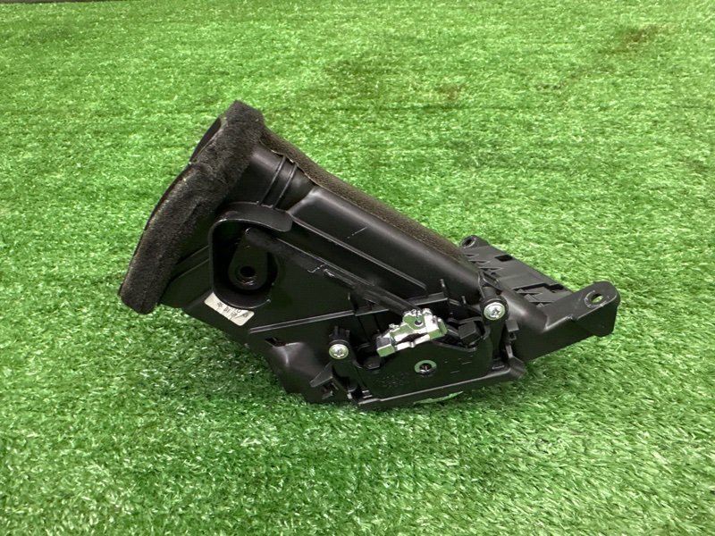 Дефлектор отопителя центральный Kia Sportage 3 2015 SL