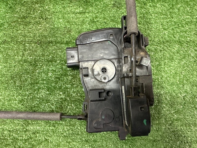 Замок двери Kia Sportage 3 2015 SL