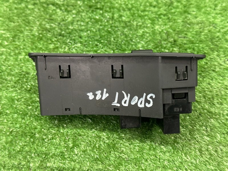 Блок кнопок Kia Sportage 3 2015 SL