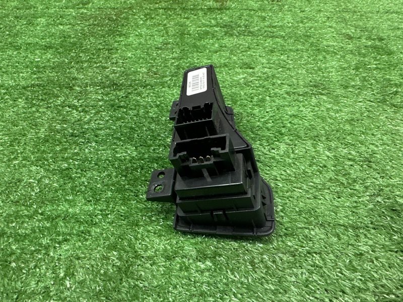 Блок кнопок Kia Sportage 3 2015 SL