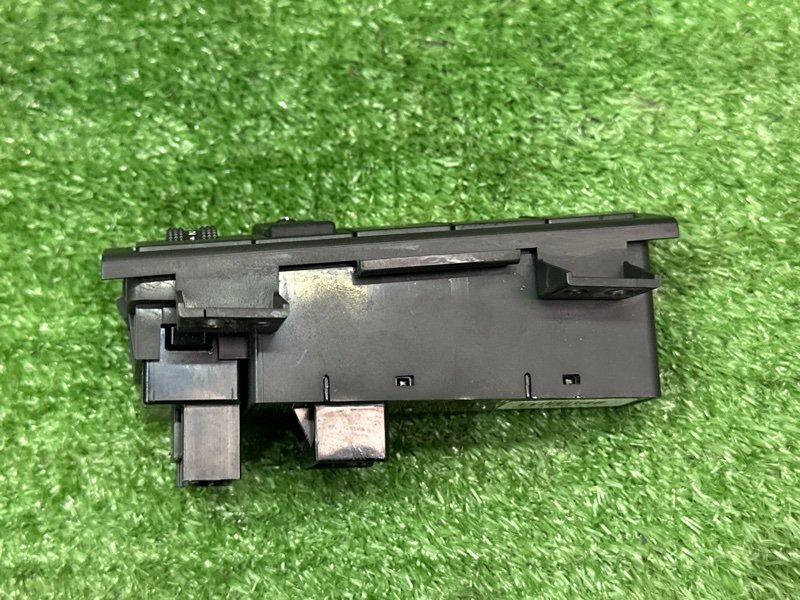 Блок кнопок Kia Sportage 3 2015 SL