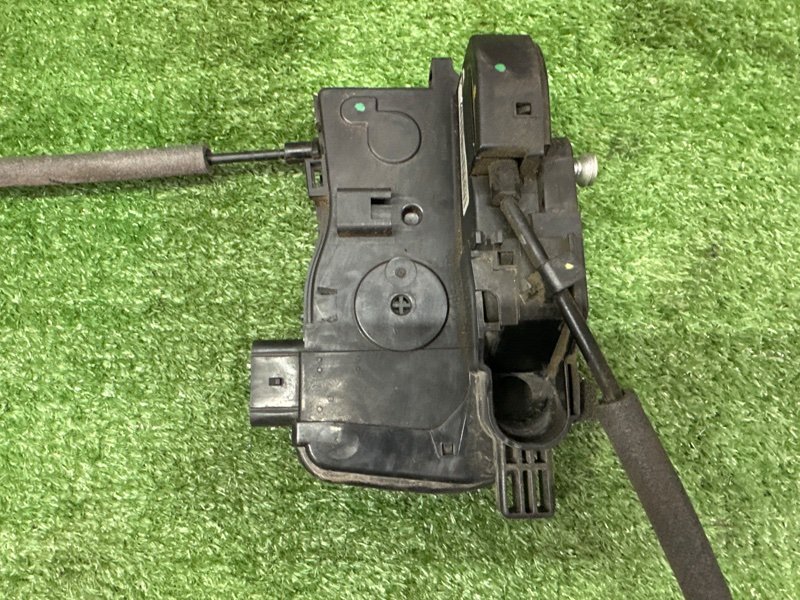 Замок двери Kia Sportage 3 2015 SL