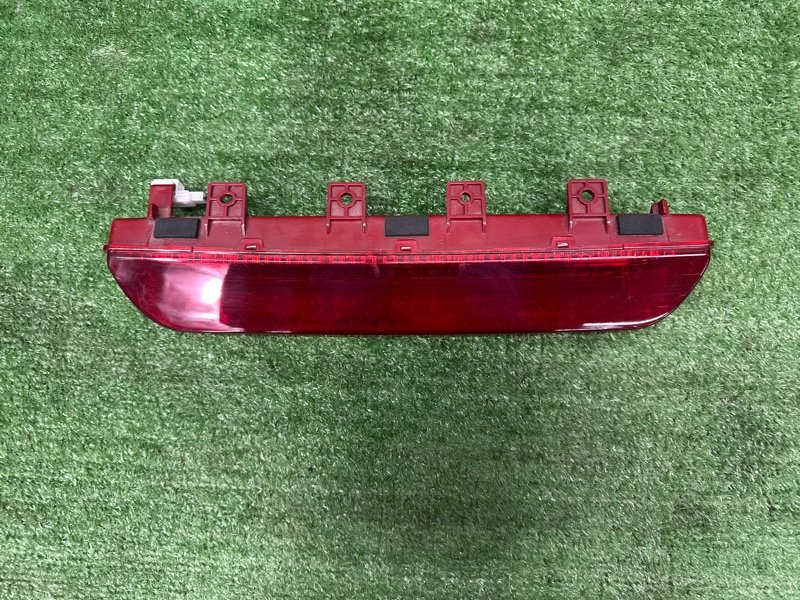 Стоп-сигнал дополнительный Kia Sportage 3 2015 SL