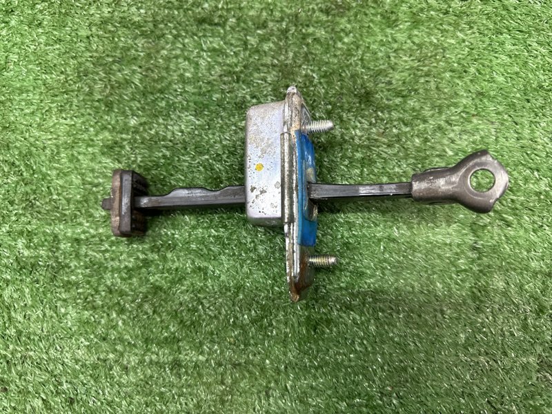 Ограничитель двери Kia Sportage 3 2015 SL