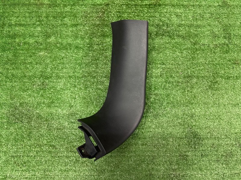 Обшивка крышки багажника Kia Sportage 3 2015 SL