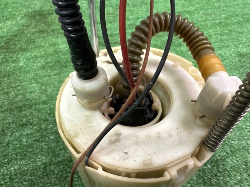 Насос топливный (Бензонасос) Kia Sportage 3 2015 SL