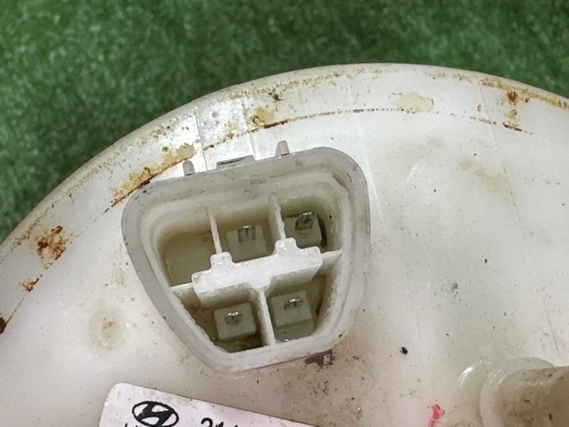 Насос топливный (Бензонасос) Kia Sportage 3 2015 SL