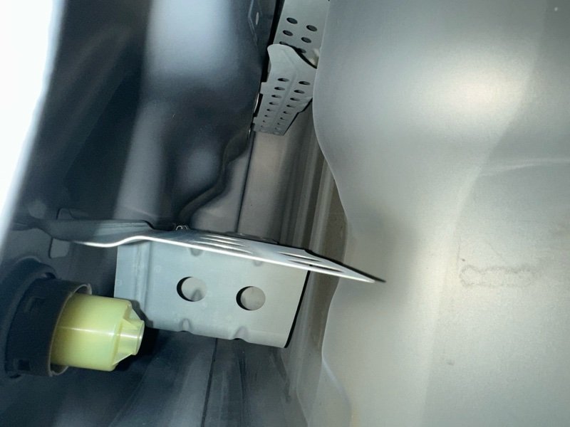 Бак топливный с тепловым экраном Kia Sportage 3 2015 SL