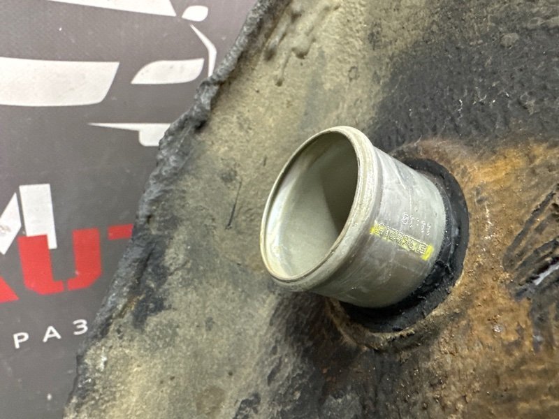 Бак топливный с тепловым экраном Kia Sportage 3 2015 SL