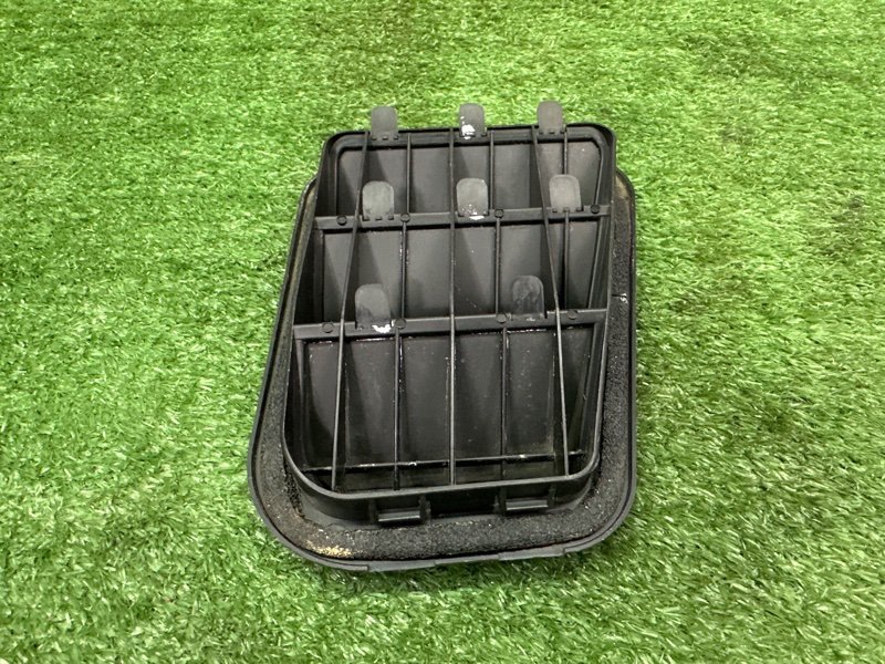 Решетка вентиляционная Kia Sportage 3 2015 SL