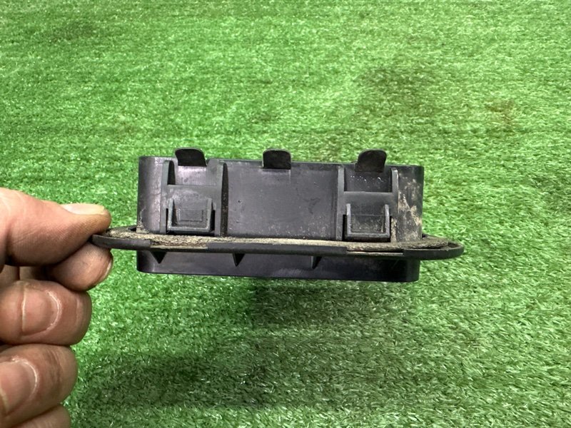 Решетка вентиляционная Kia Sportage 3 2015 SL