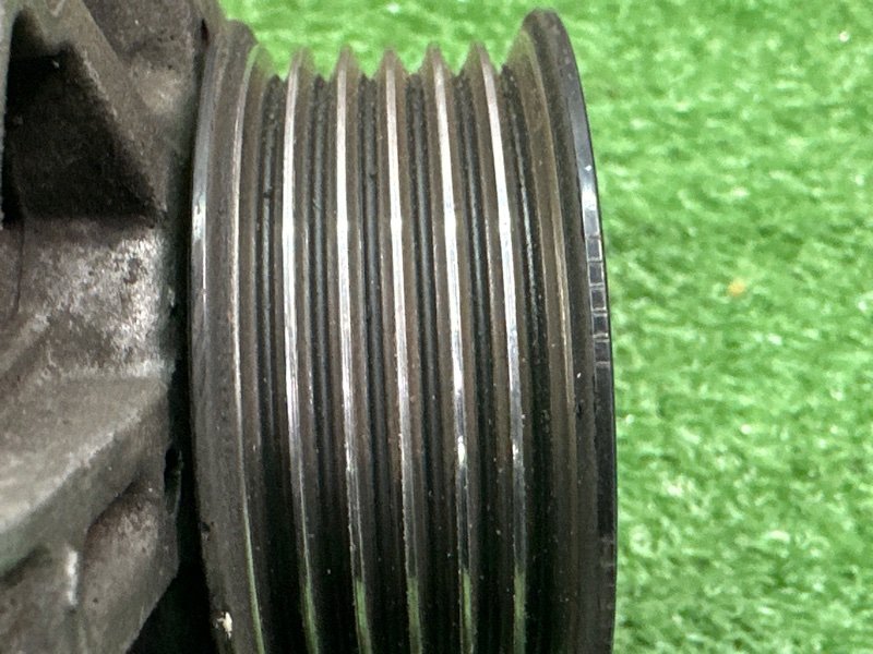 Генератор Kia Sportage 3 2015 SL