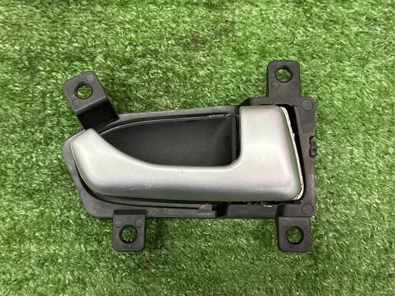 Ручка двери внутренняя Kia Sportage 3 2015 SL