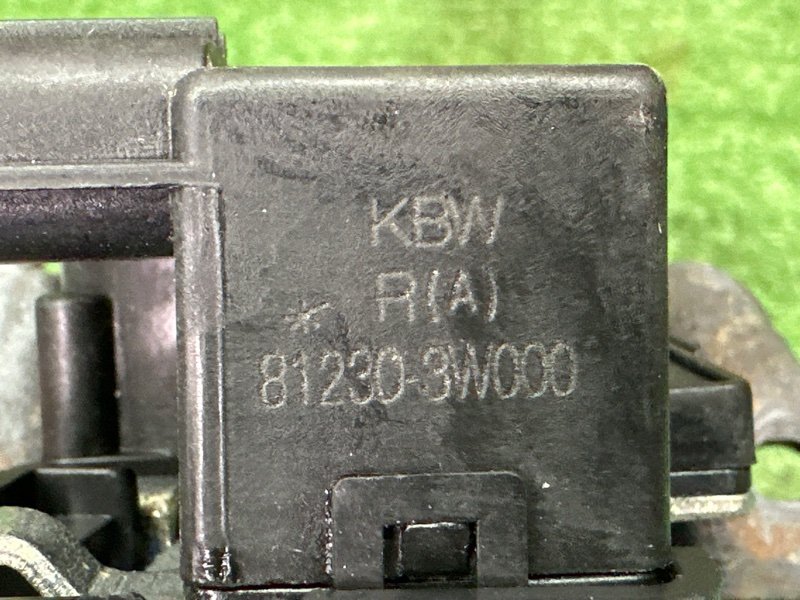 Замок крышки багажника Kia Sportage 3 2015 SL