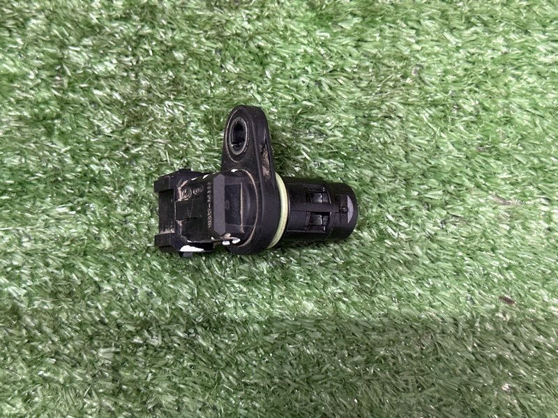 Датчик положения распредвала Kia Sportage 3 2015 SL