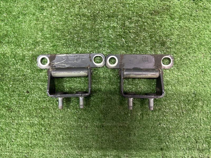 Петли крышки багажника Kia Sportage 3 2015 SL