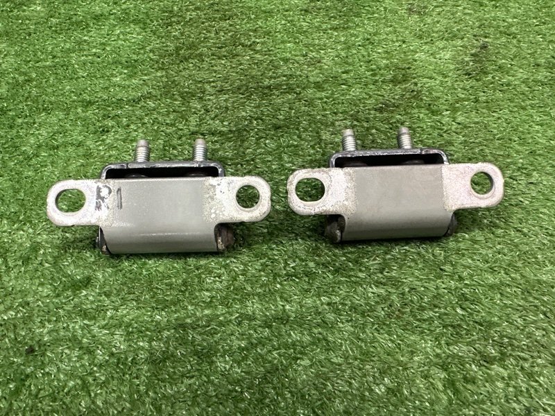 Петли крышки багажника Kia Sportage 3 2015 SL