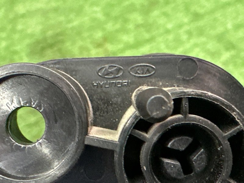 Ручка открывания капота Kia Sportage 3 2015 SL