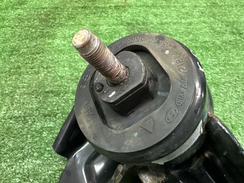 Подушка/опора двигателя Kia Sportage 3 2015 SL