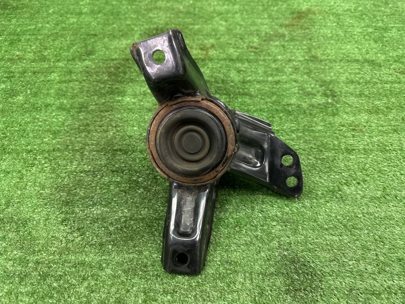 Подушка/опора двигателя Kia Sportage 3 2015 SL