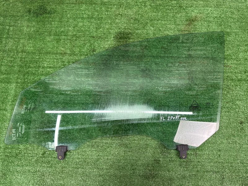 Стекло двери Kia Sportage 3 2015 SL