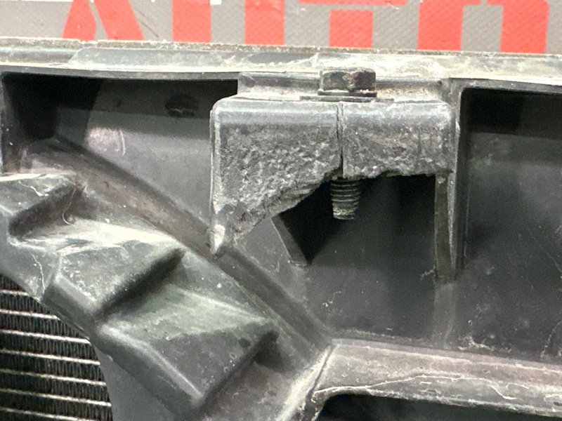 Кассета радиаторов с вентилятором Kia Sportage 3 2015 SL