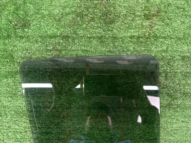 Стекло двери глухое Kia Sportage 3 2015 SL