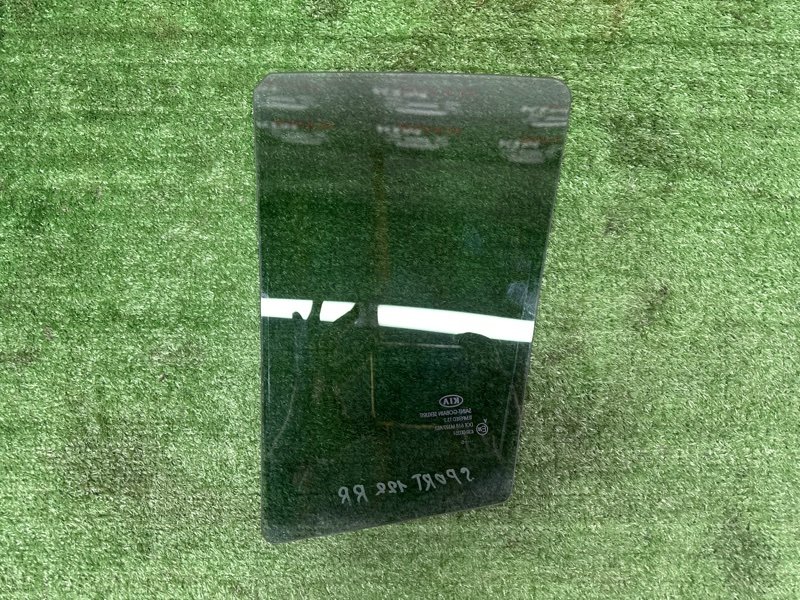 Стекло двери глухое Kia Sportage 3 2015 SL