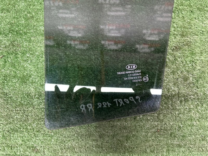 Стекло двери глухое Kia Sportage 3 2015 SL