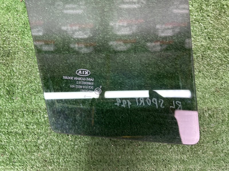 Стекло двери глухое Kia Sportage 3 2015 SL