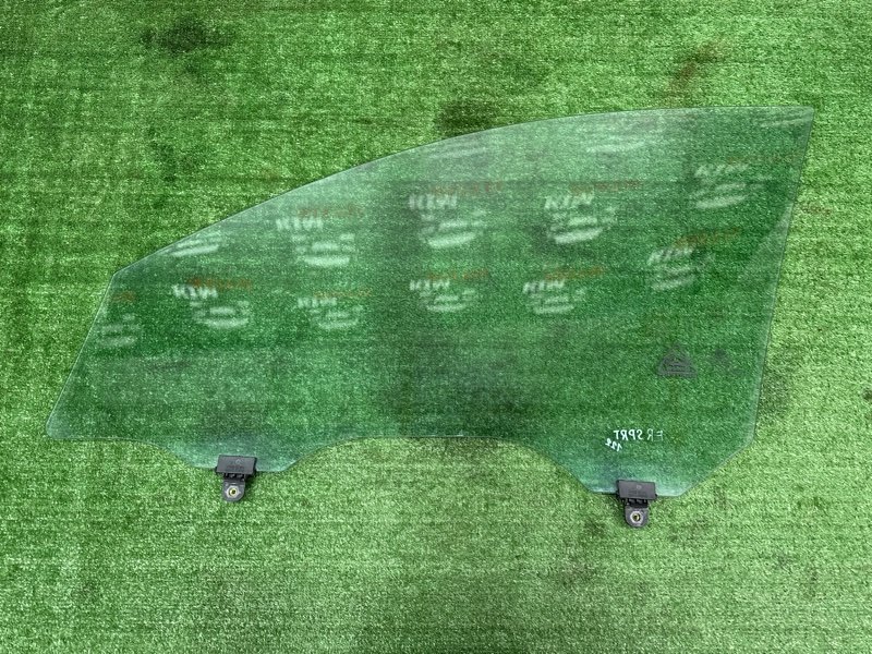 Стекло двери Kia Sportage 3 2015 SL