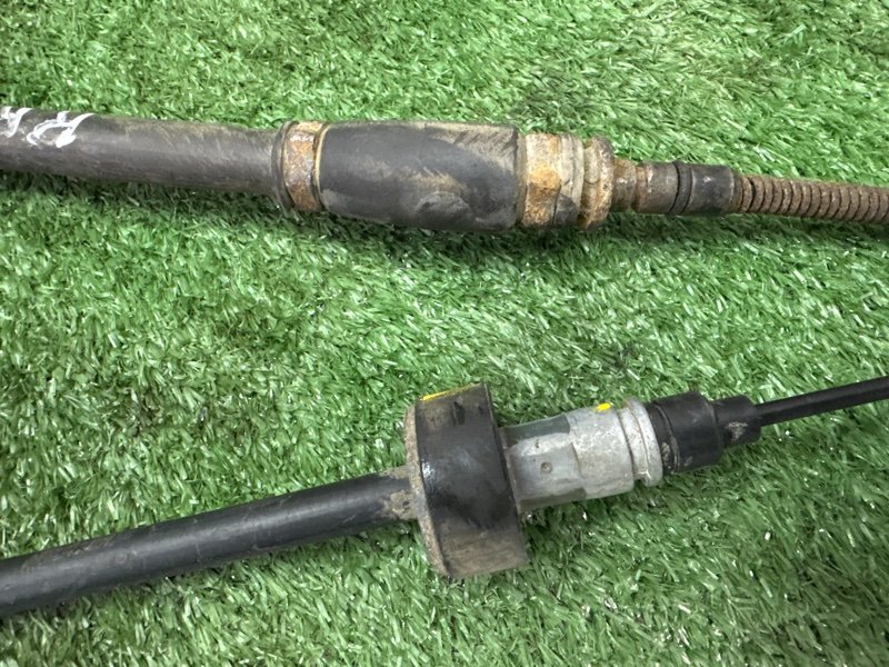 Трос стояночного тормоза (ручника) Kia Sportage 3 2015 SL