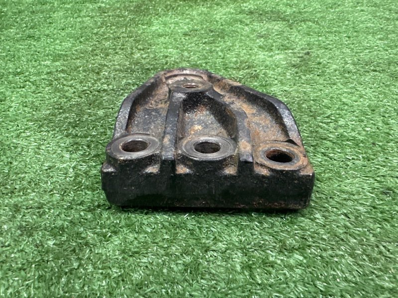 Кронштейн опоры двигателя Kia Sportage 3 2015 SL