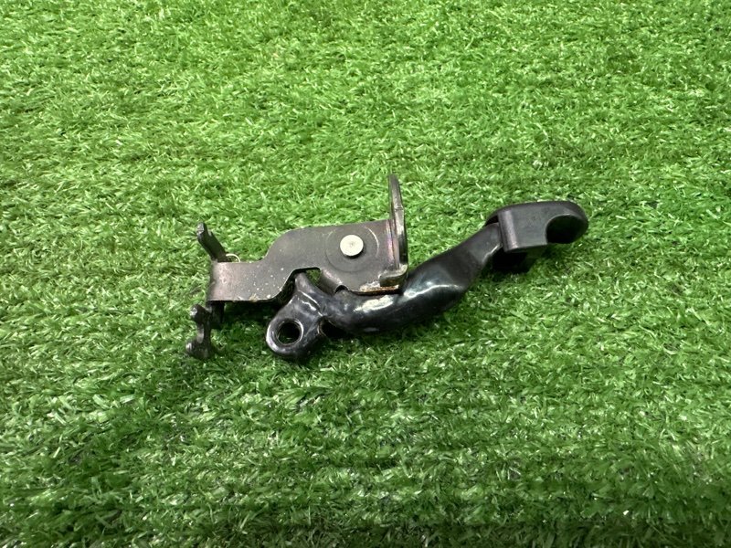 Ручка открывания бензобака Kia Sportage 3 2015 SL