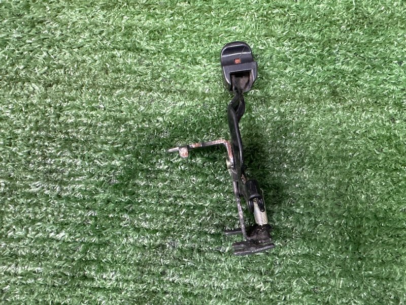 Ручка открывания бензобака Kia Sportage 3 2015 SL