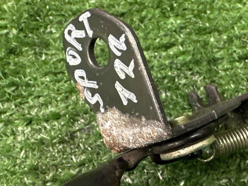 Ручка открывания бензобака Kia Sportage 3 2015 SL