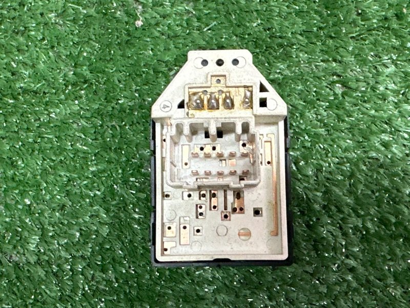 Блок управления зеркалами Kia Sportage 3 2015 SL