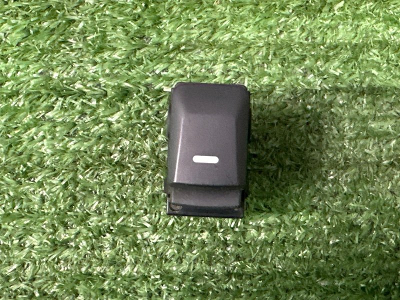 Кнопка стеклоподъемника Kia Sportage 3 2015 SL