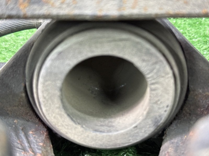 Суппорт тормозной Opel Astra J