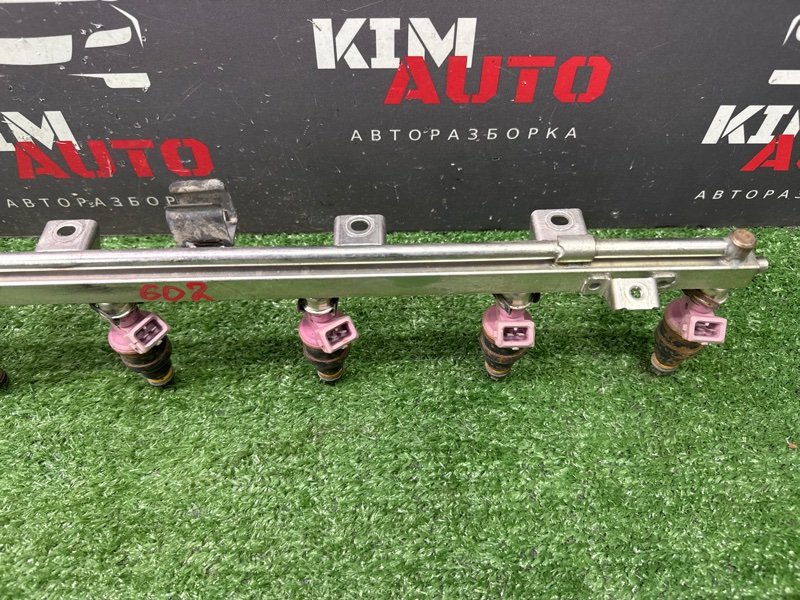 Топливная рейка с форсунками BMW 5-SERIES E39