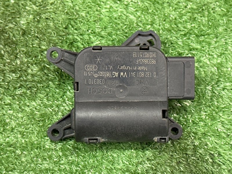 Сервопривод заслонки печки Skoda Octavia A5