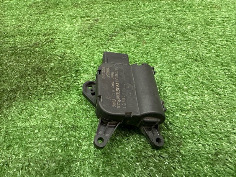 Сервопривод заслонки печки Skoda Octavia A5