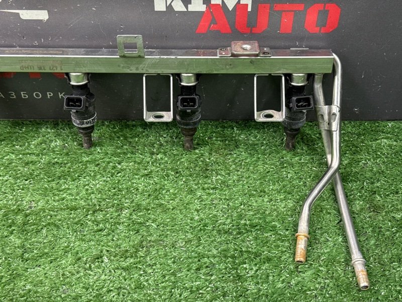 Топливная рейка с форсунками BMW 3-SERIES E46