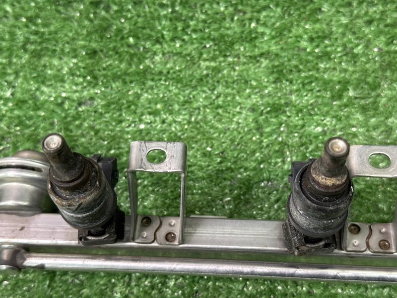 Топливная рейка с форсунками BMW 3-SERIES E46